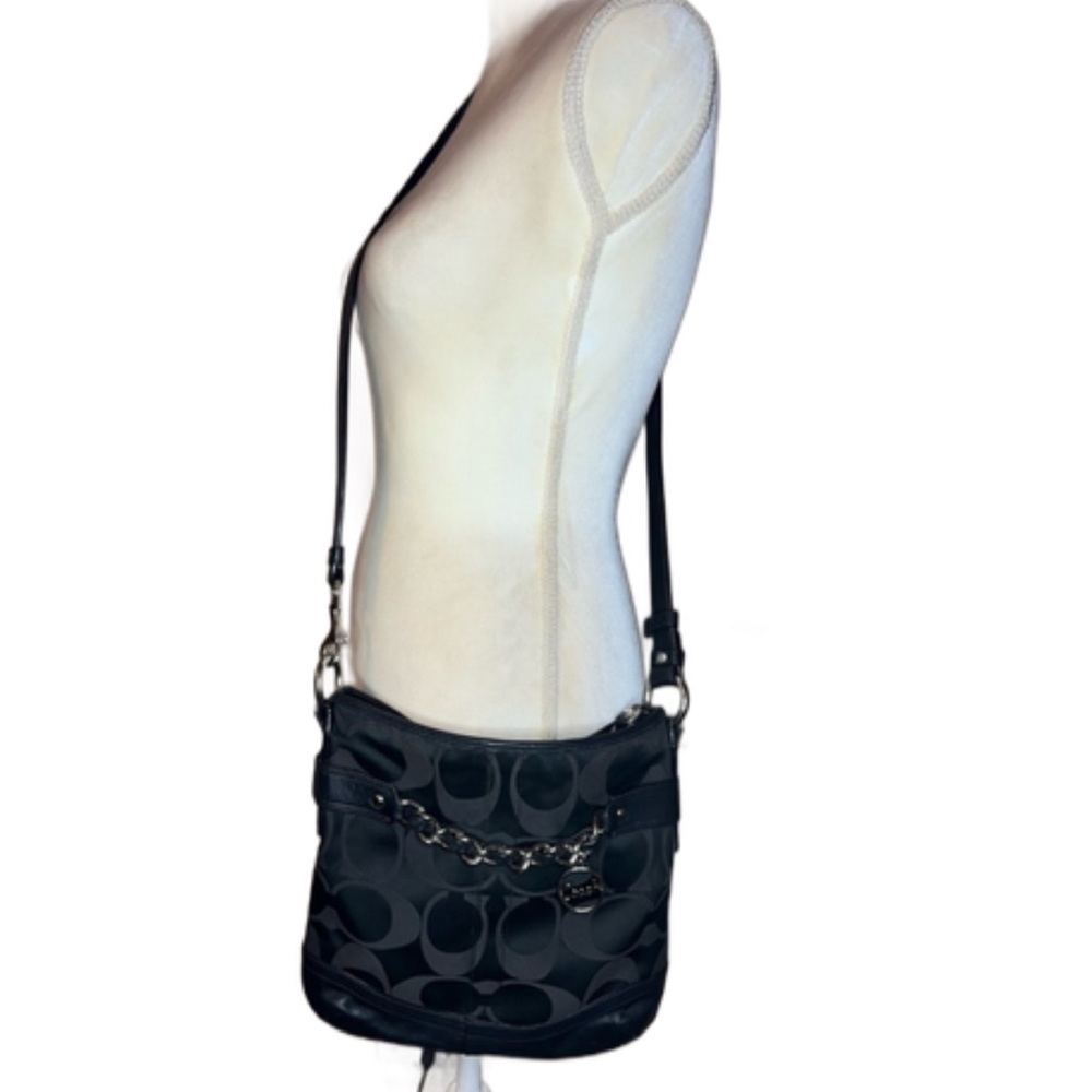 Coach Black Signature Silver Chain ShoulderBag Adjustable Strap